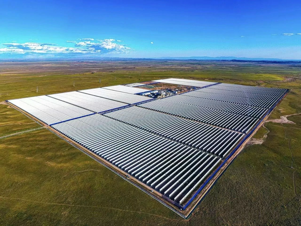 Cómo elegir la dirección más adecuada para sus sistemas comerciales de almacenamiento en baterías solares - pknergypower