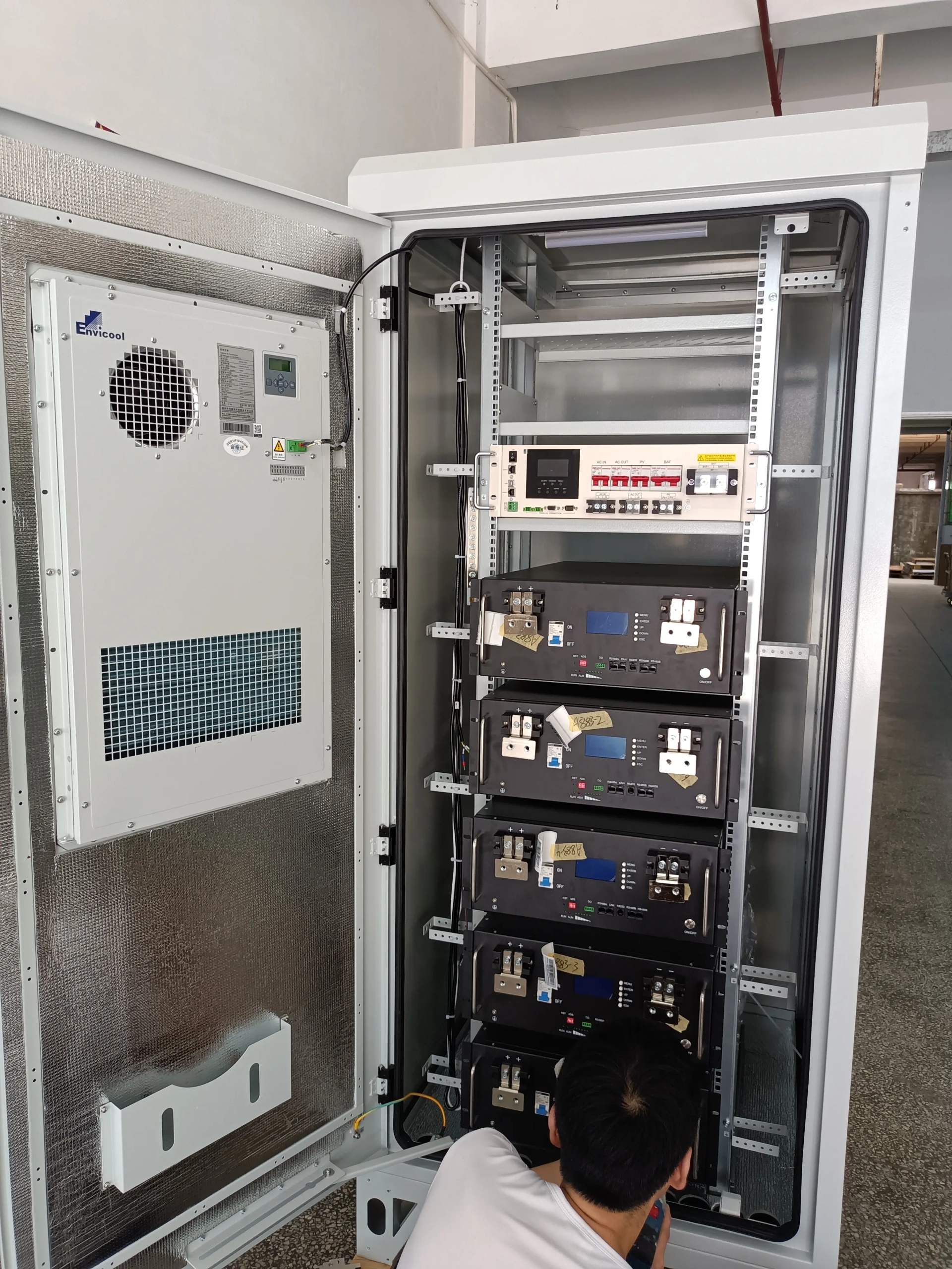 Batterie montate su rack da 50kwh